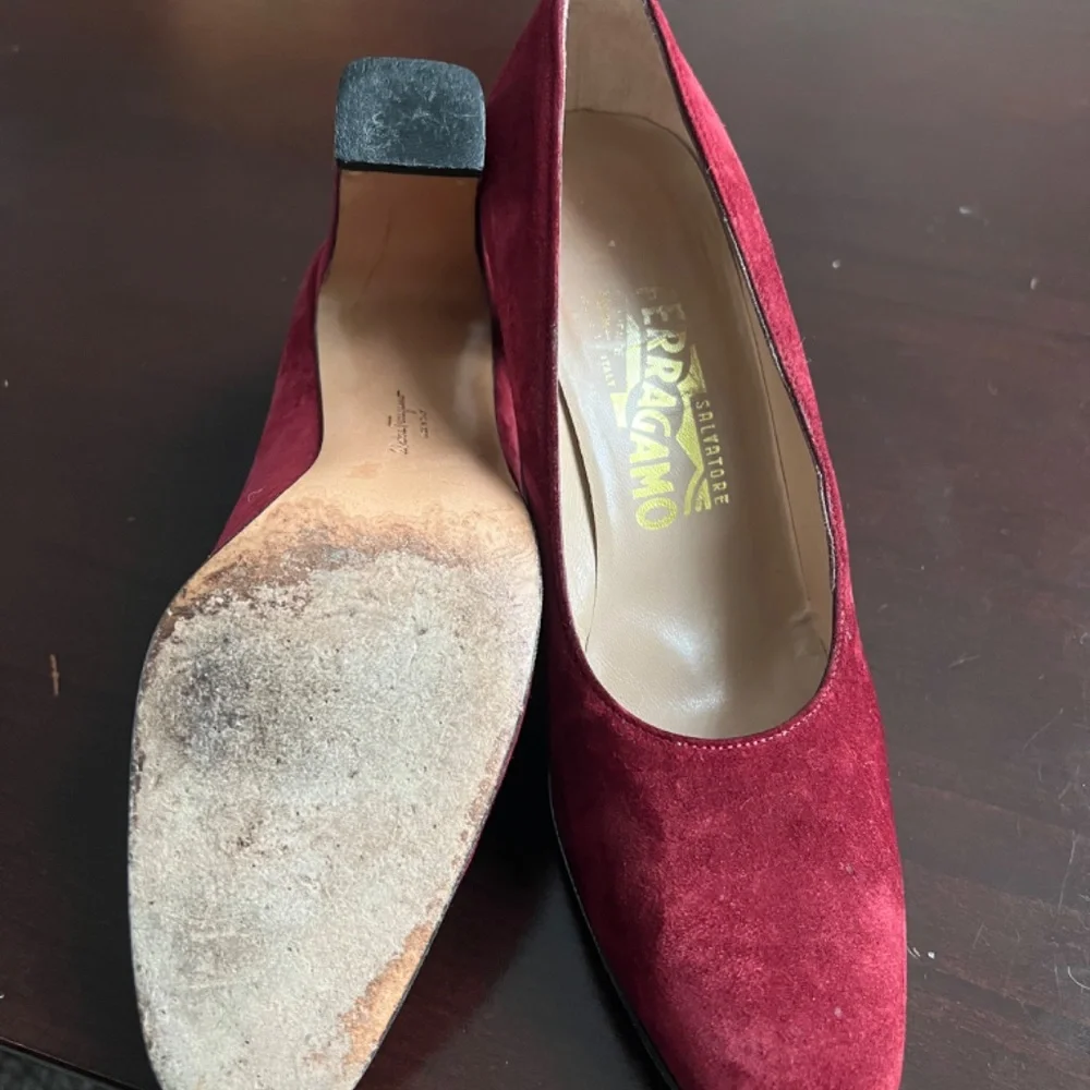 Salvatore Ferragamo, Size 7 B, red - Picture 6 of 11